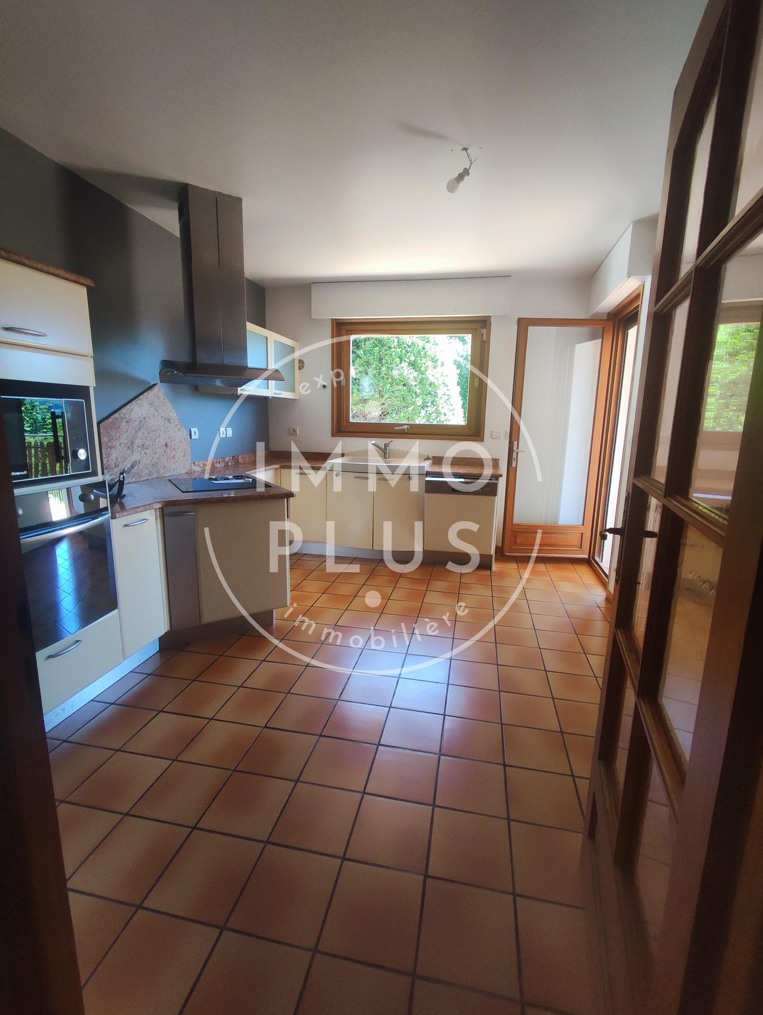 Photo Location Maison 5 pièces 176,23 m²
