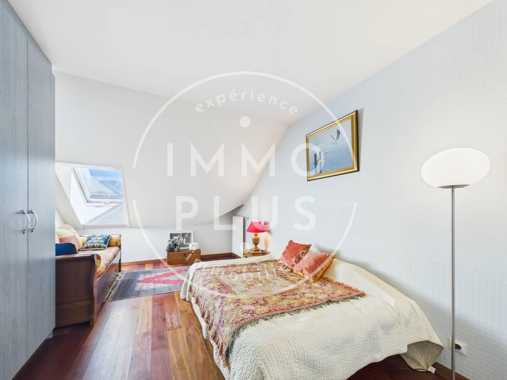 Photo En exclusivité, ce spacieux T3 duplex de 94 m² en dernier étage sans vis à vis