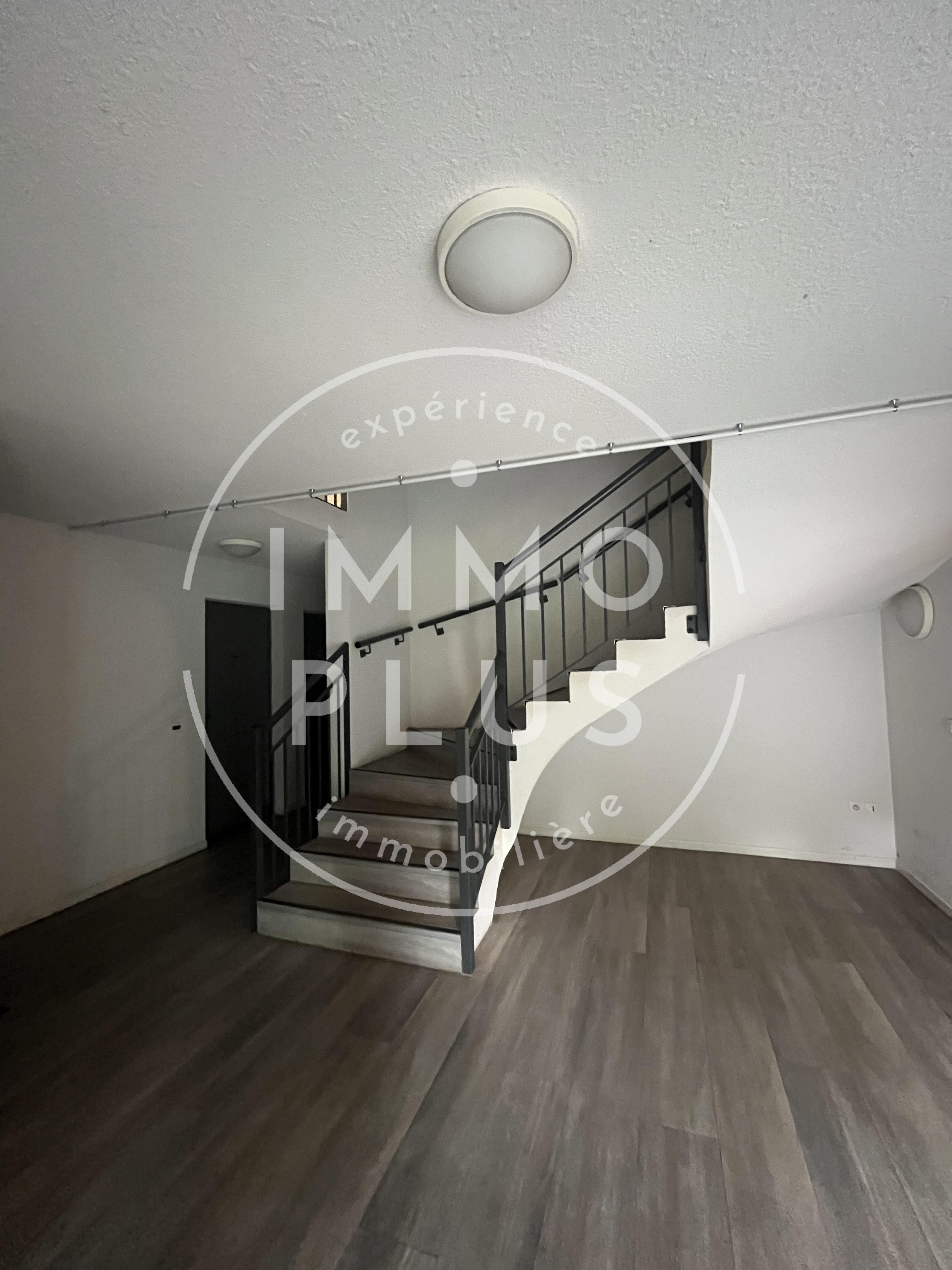 Photo Location Appartement 1 pièce 19,75 m²