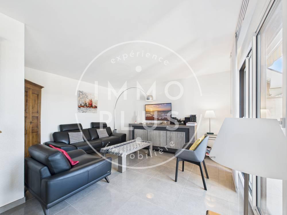 Photo En exclusivité, ce spacieux T3 duplex de 94 m² en dernier étage sans vis à vis