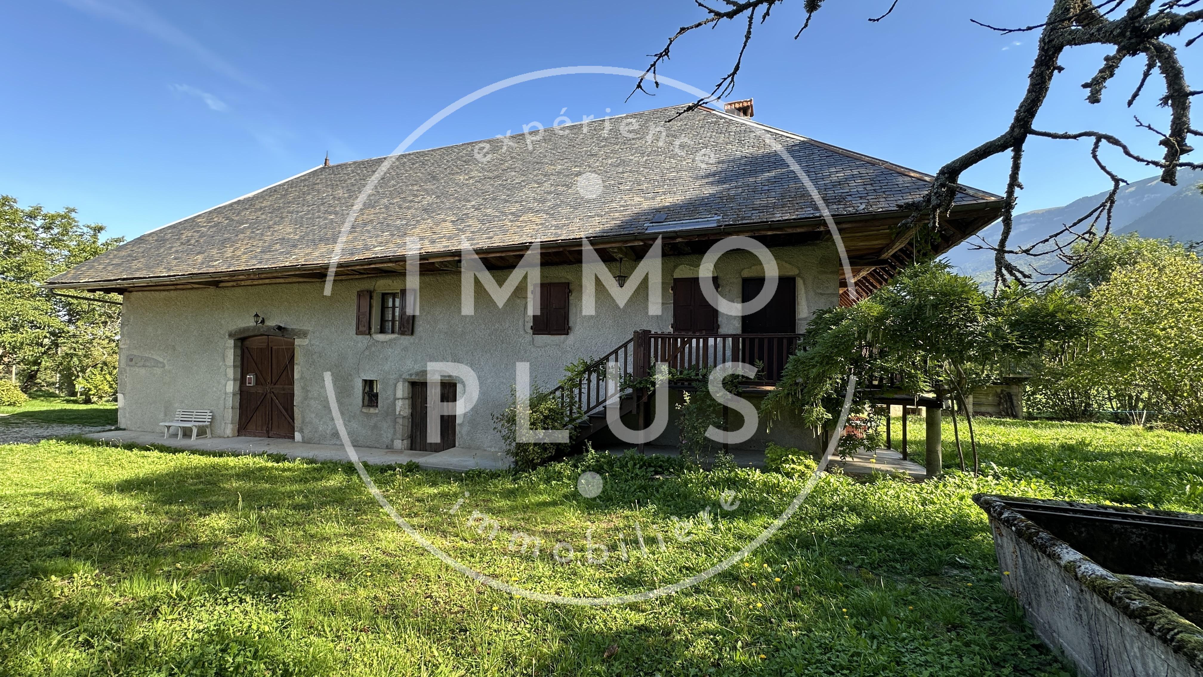 Photo Ferme authentique à rénover – Grand terrain, écuries, potentiel exceptionnel