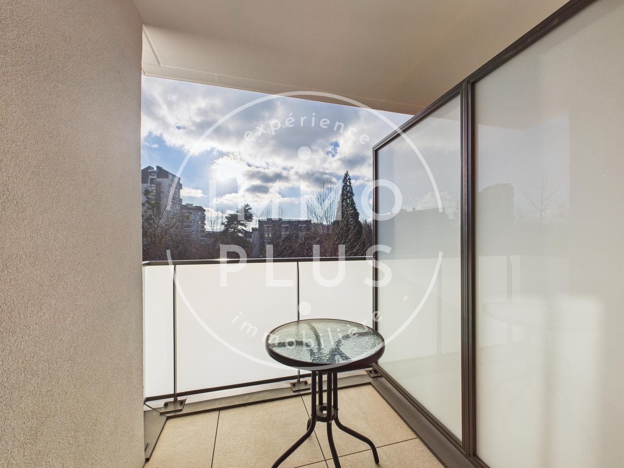 Photo **Magnifique appartement de 4 pièces en vente à Annecy**