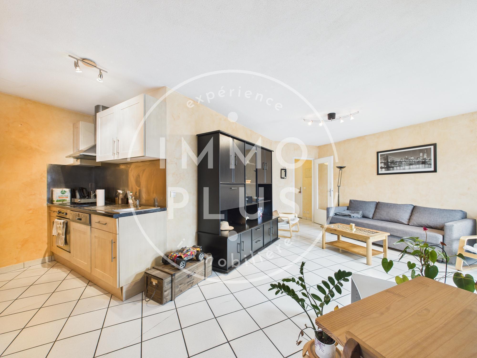 Photo Appartement  46 m² dernier étage