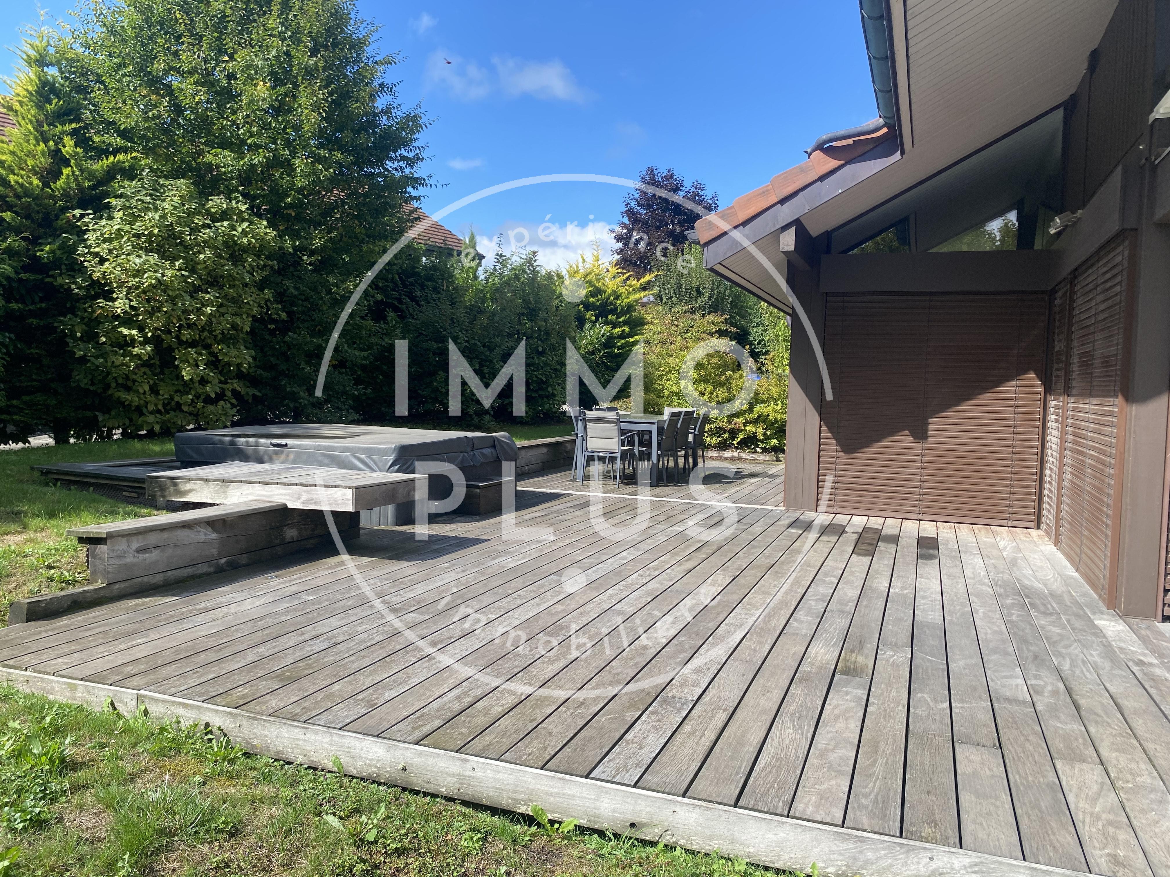 Photo Location Maison 5 pièces 117 m²