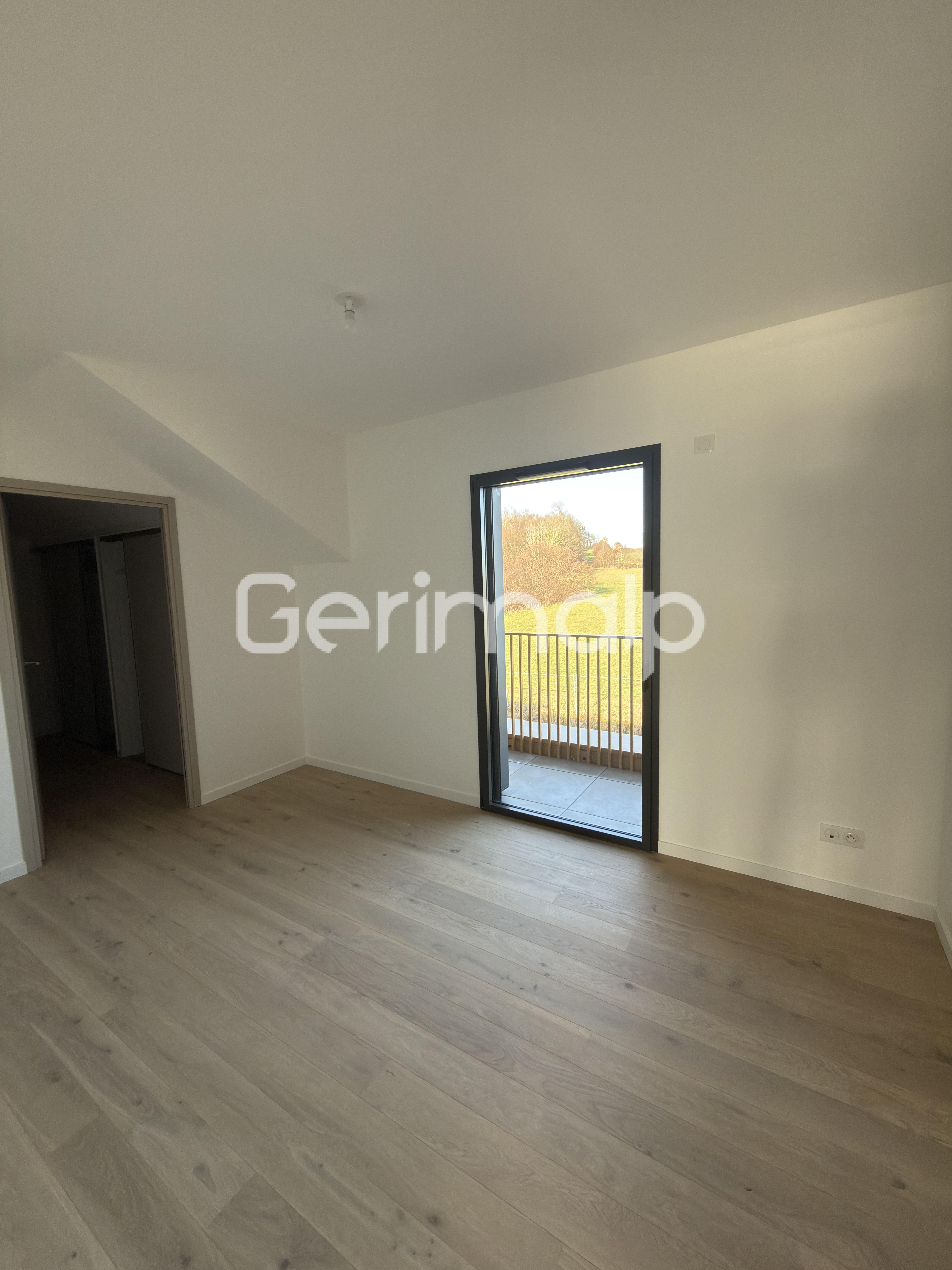 Photo Vente Appartement 4 pièces 110 m&sup2;