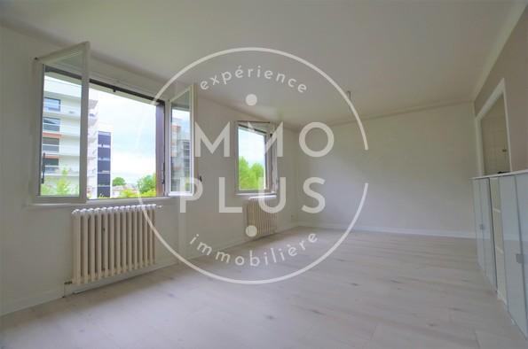 Photo Location Appartement 1 pièce 31,83 m²