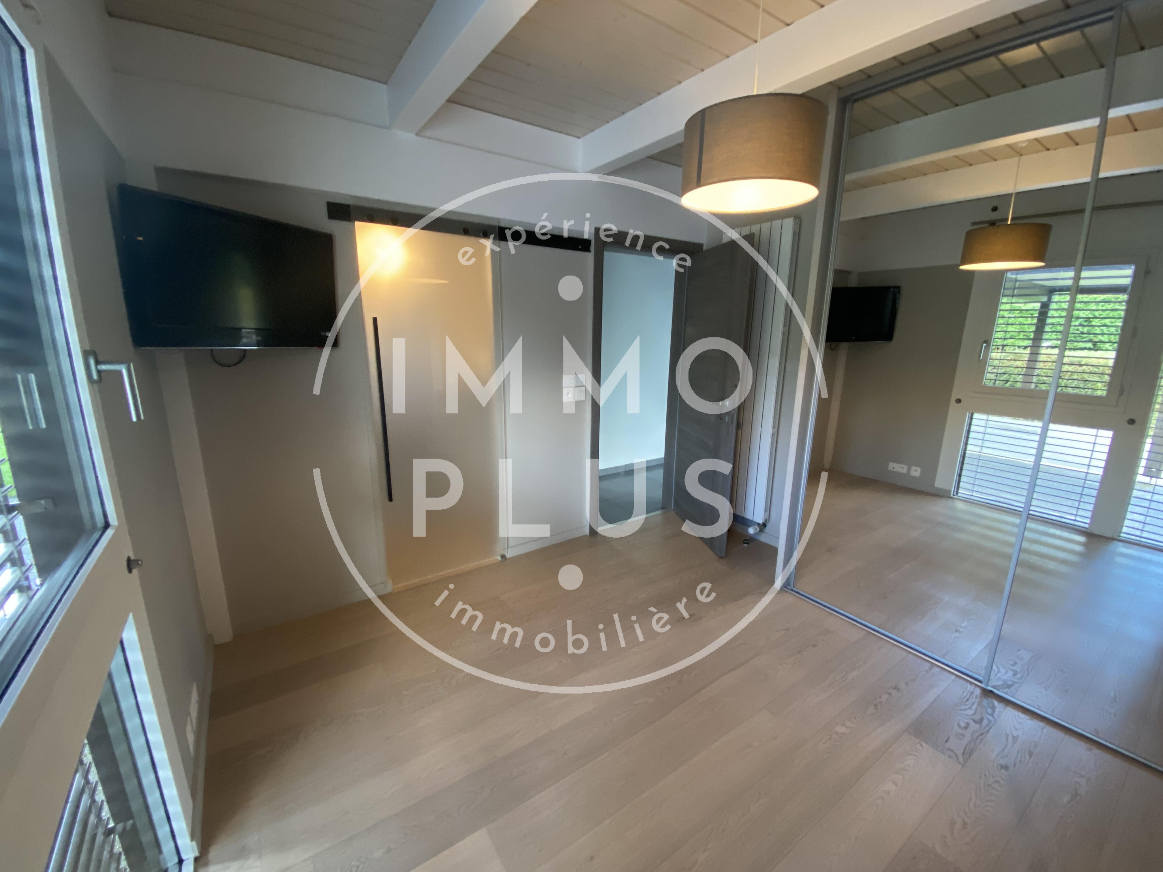 Photo Location Maison 5 pièces 117 m²