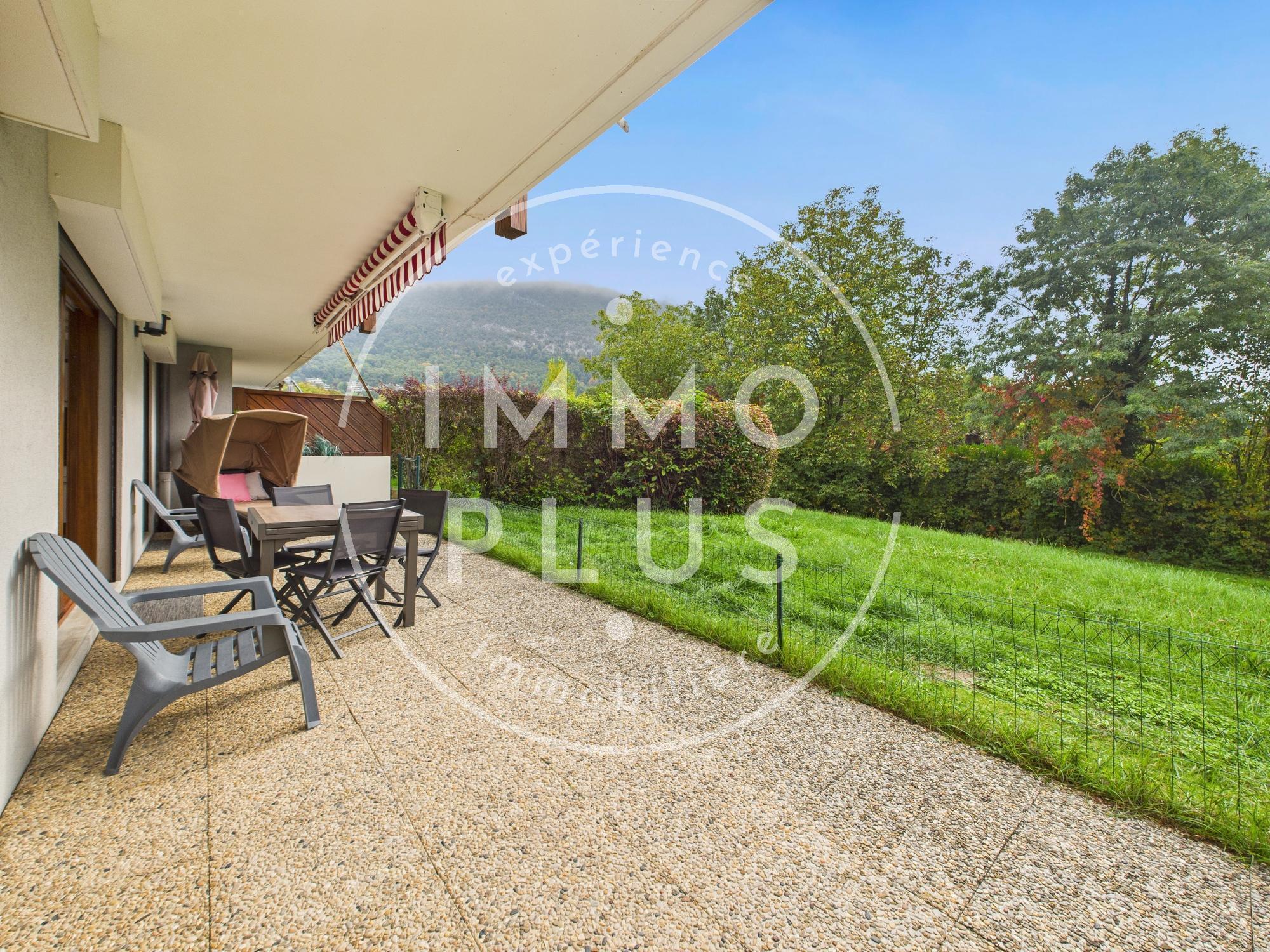 Photo T2 de 55 m² en rez-de-jardin à ANNECY-LE-VIEUX