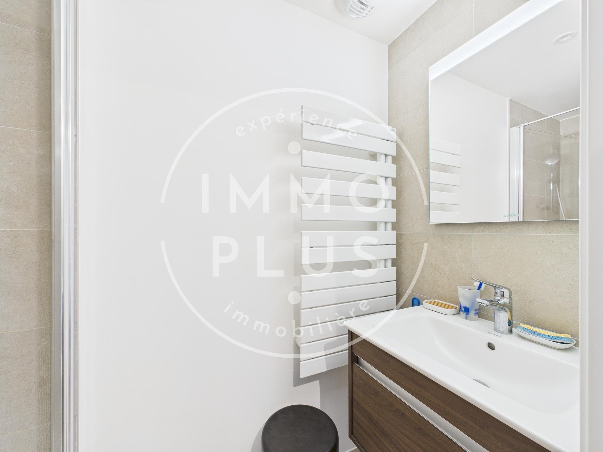 Photo **Magnifique appartement de 4 pièces en vente à Annecy**