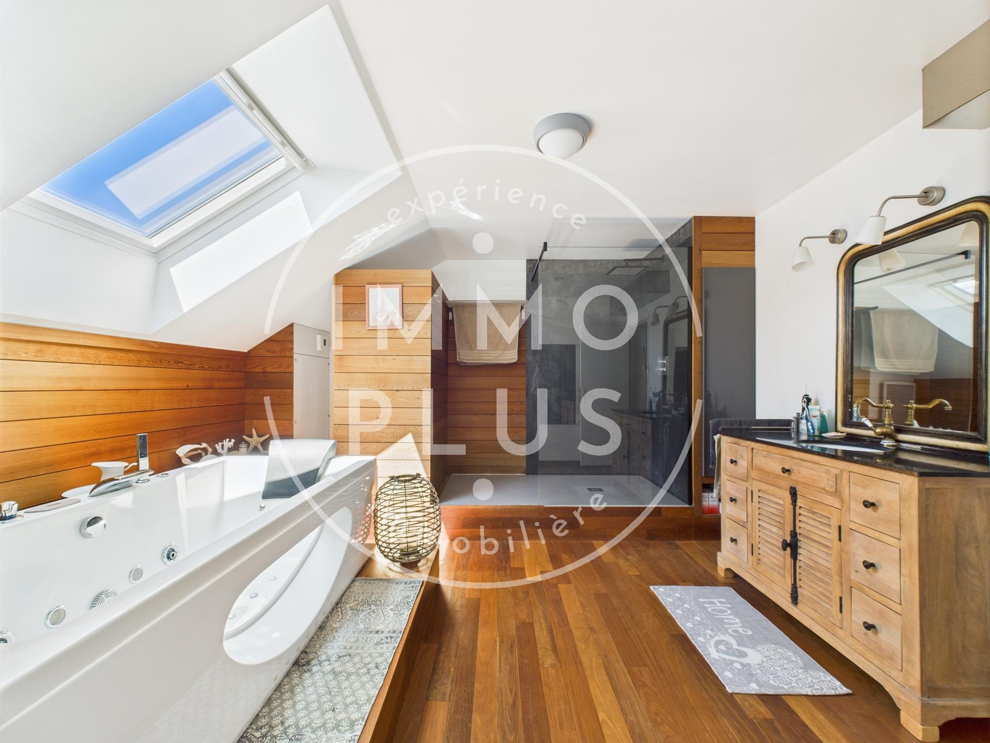 Photo Vente Maison 6 pièces 177 m²