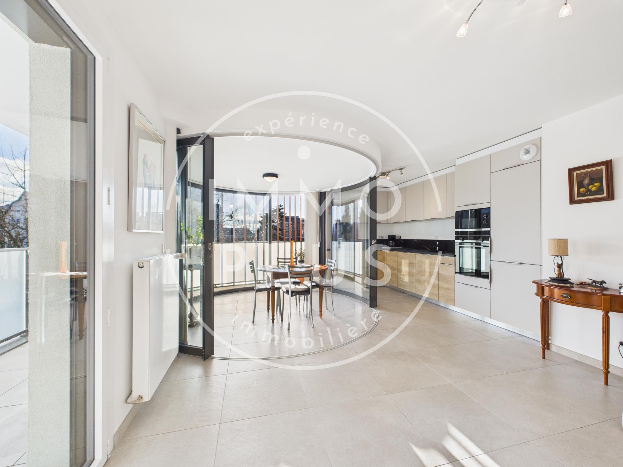 Photo **Magnifique appartement de 4 pièces en vente à Annecy**